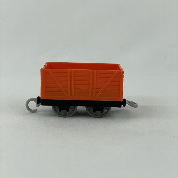 Thomas & Friends TrackMaster Tunnel Blast Diesel Motorized Train Engine 2013 - Picture 10 of 13